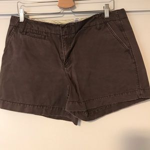 Dark brown distressed Old Navy shorts 5” inseam